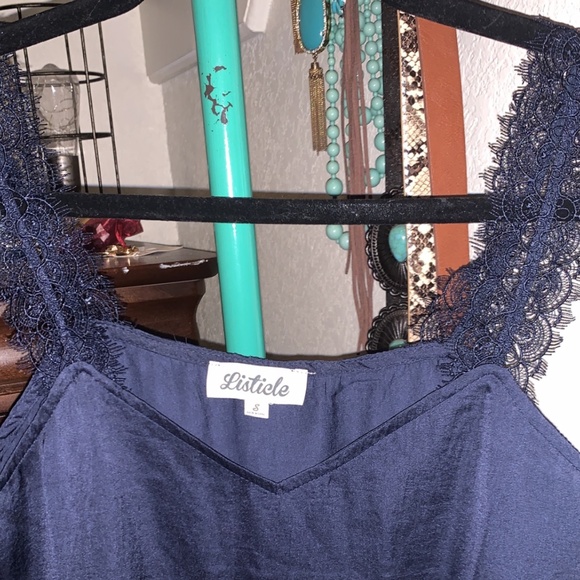 Listicle Navy Top - Picture 1 of 3